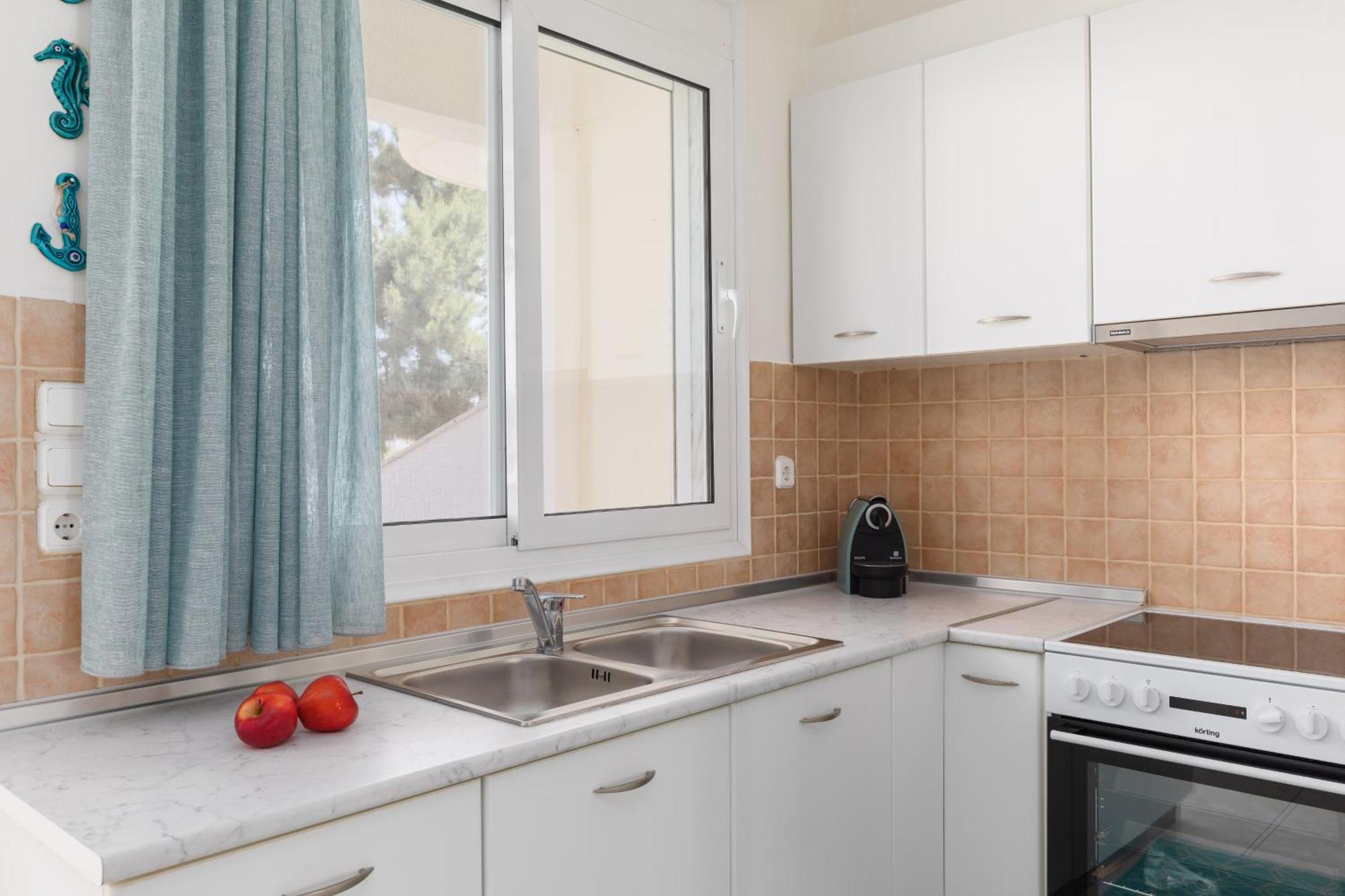 Alexandra'S Maisonette. Paralia Dionysiou Buitenkant foto