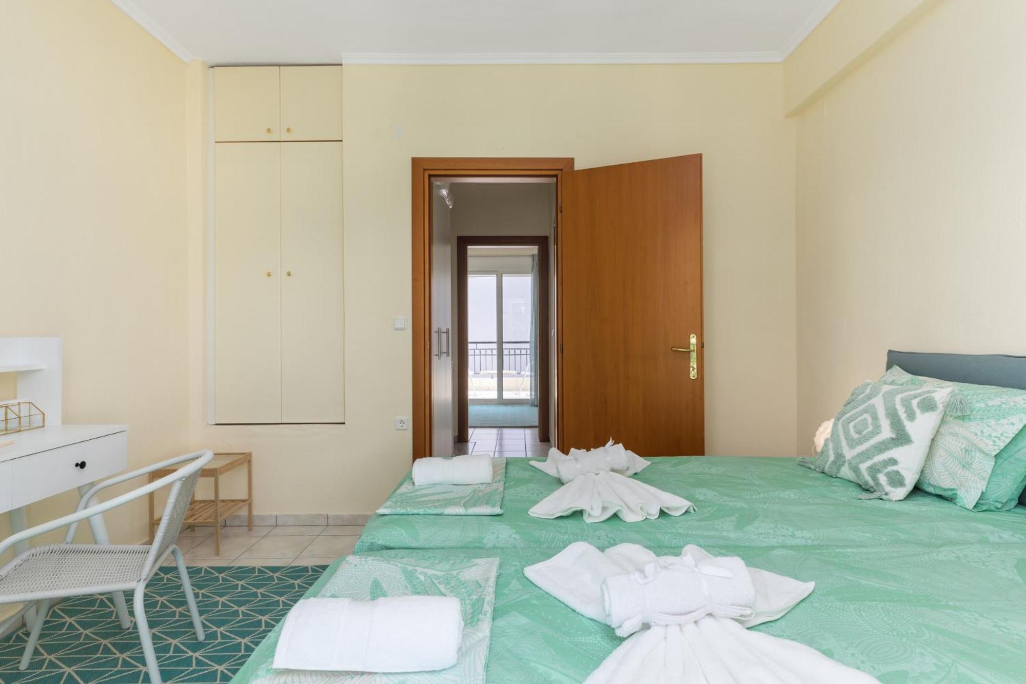 Alexandra'S Maisonette. Paralia Dionysiou Buitenkant foto