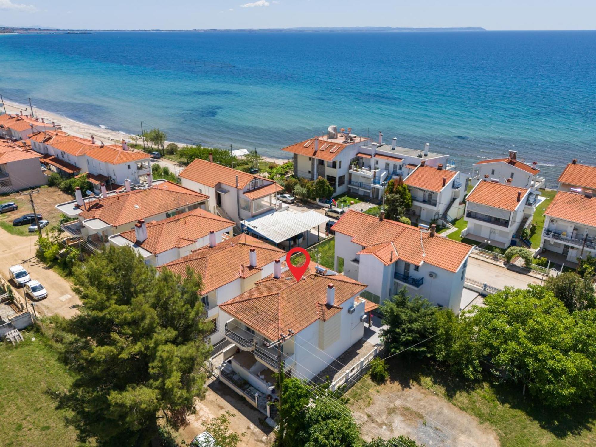 Alexandra'S Maisonette. Paralia Dionysiou Buitenkant foto